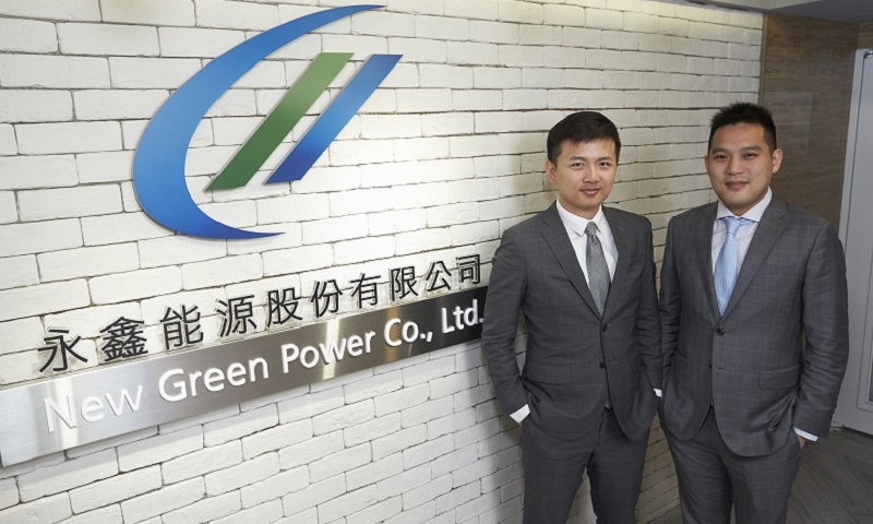 永鑫能源在董事長湯孟翰(左)、董事譚宇軒(右)的帶領下，是311之後首波進軍日本市場的台灣團隊。  (照片提供：商業周刊)