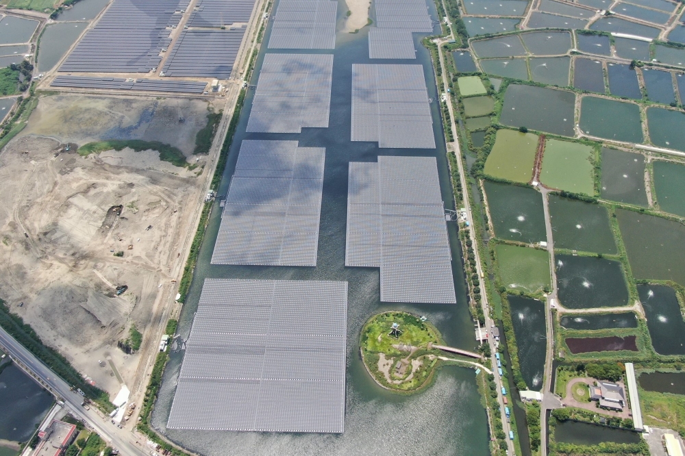 嘉義新塭滯洪池南池案場。(永鑫能源提供)